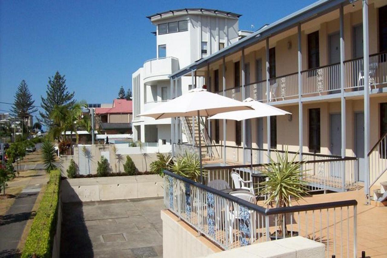 Camden Motor Motel 3*
